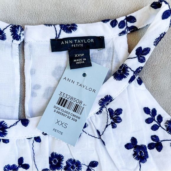Ann Taylor XXSP Embroidered Floral Black & White‎ Halter Top - Picture 14 of 14